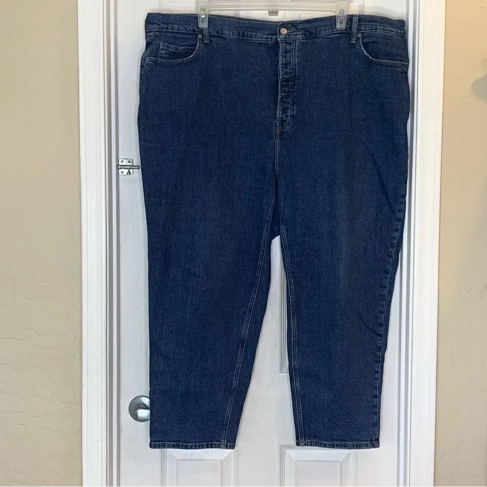 Old Navy Extra High Rise Sky-Hi Straight Size 26